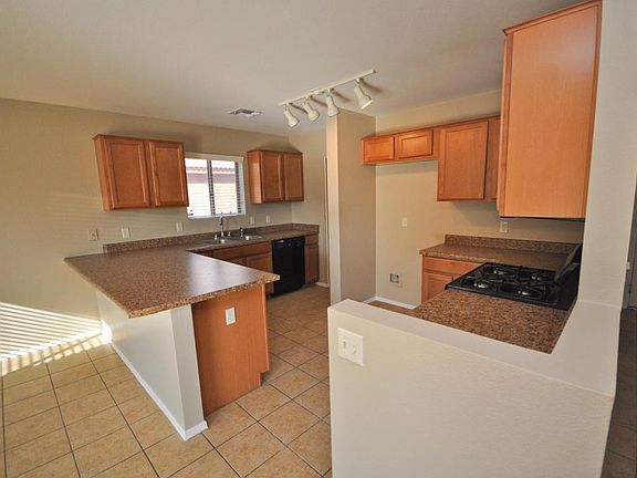 4th image of 4970 S Celta Vigo Ct