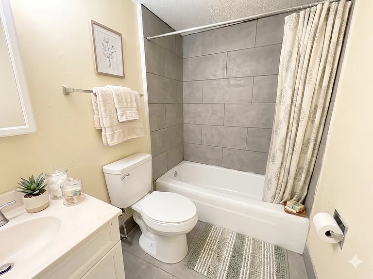 1125 Dixon Dr — Photo 9