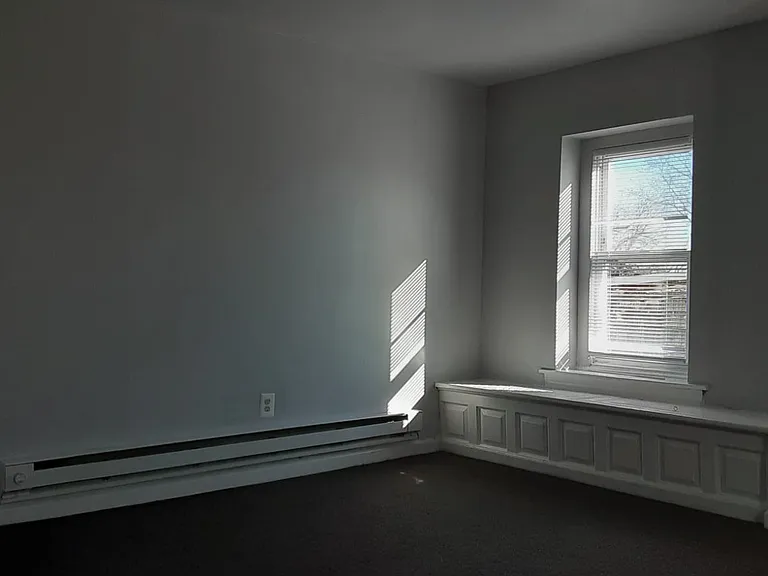 4927 Knox St #2 — Photo 36