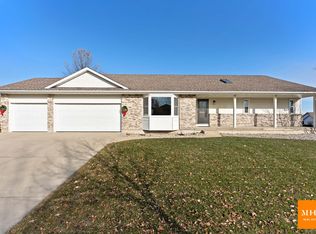 1000 N Parkview St, Cottage Grove, WI 53527