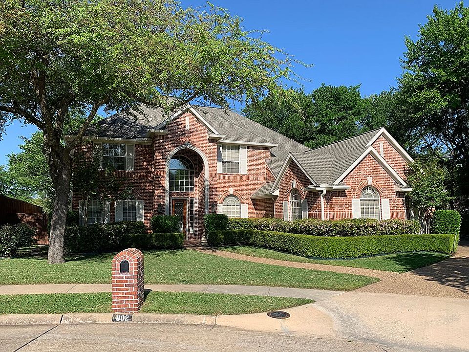 1st image of 802 Lakewood Dr