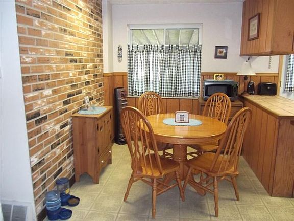 3rd image of 3586 Woodsong Dr