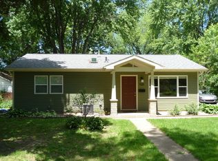 926 Blaine Dr, Madison, WI 53704