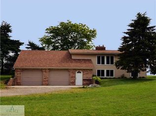 10505 S Wright Rd, Eagle, MI 48822