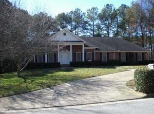 255 Autumn Wood Ln, Roswell, GA 30075