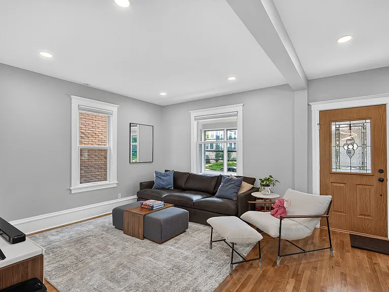 419 2nd St NE — Photo 10