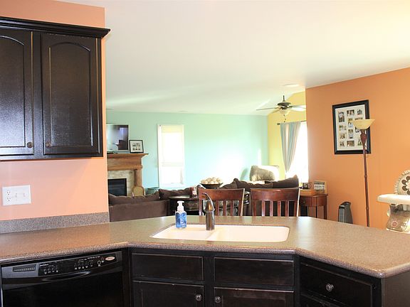 2nd image of 76 Caldwell Dr