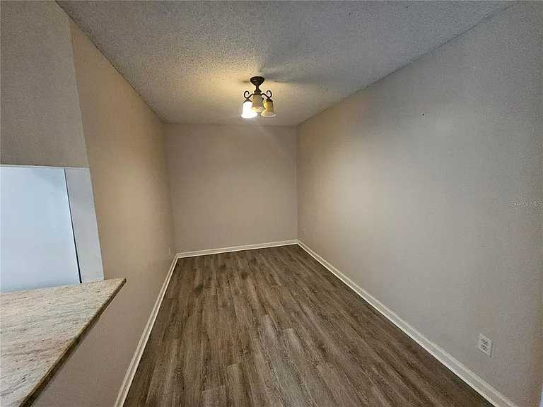 4136 Pershing Pointe Pl #4 — Photo 6