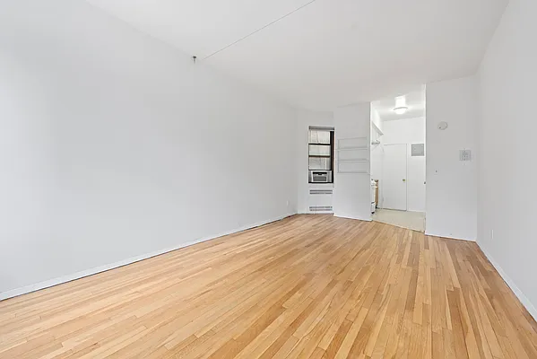 Rented by Douglas Elliman | media 15