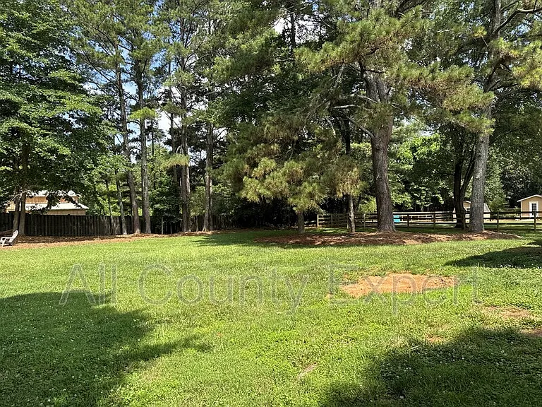 7745 Wynfield Dr — Photo 36