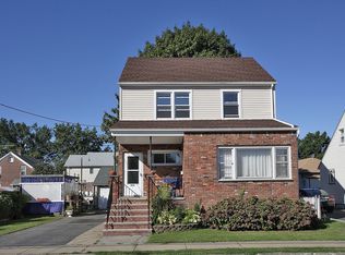 323 2nd St, Saddle Brook, NJ 07663