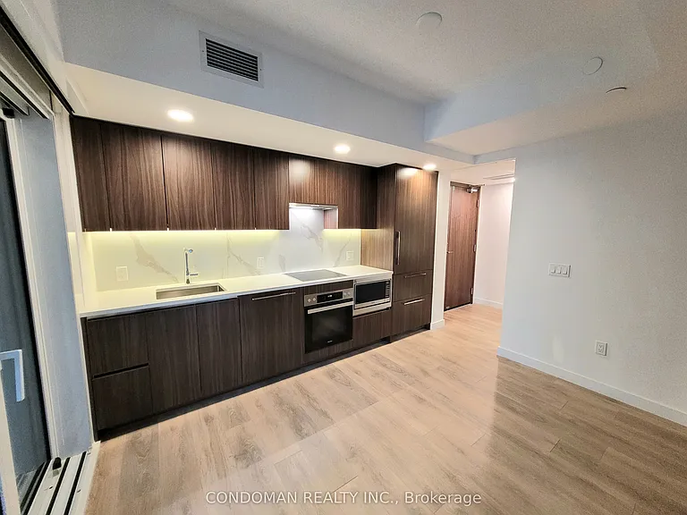 1 Concord Cityplace Way #703 — Photo 4