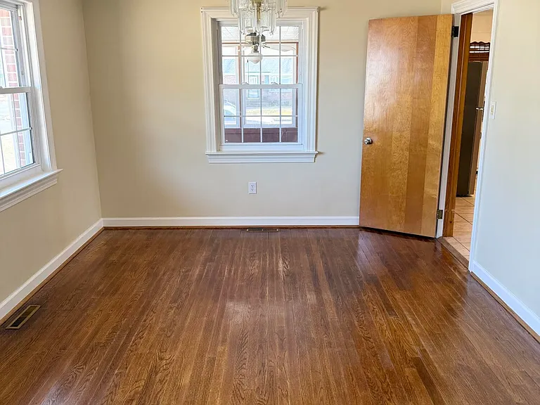 4254 Washington St — Photo 14