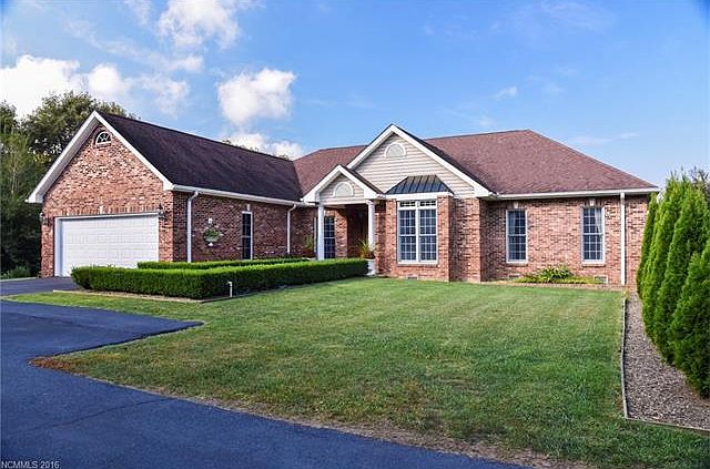 1st image of 41 Tudor Ln