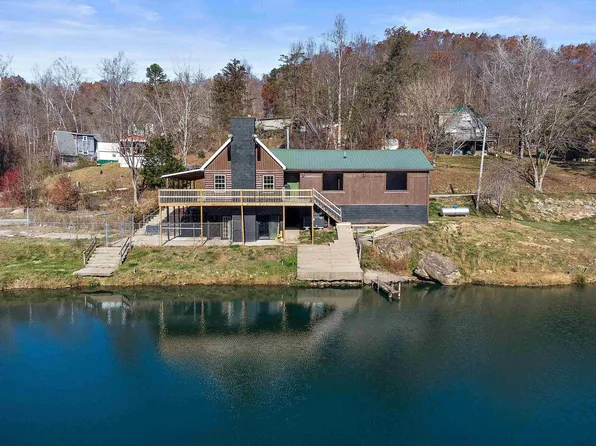 6313 Lakewood Village Dr, Catlettsburg, KY 41129