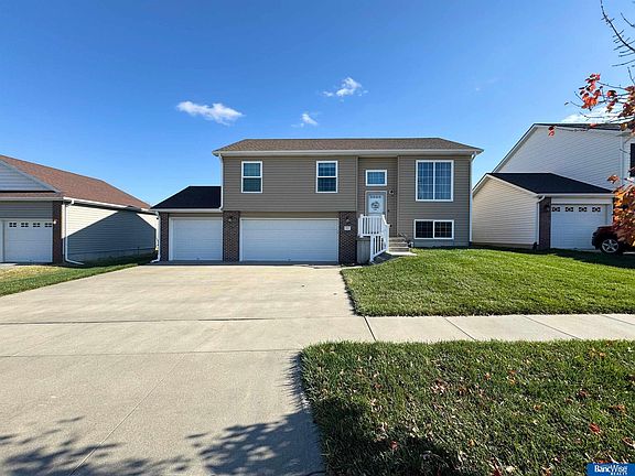 2nd image of 4511 W Hub Hall Dr