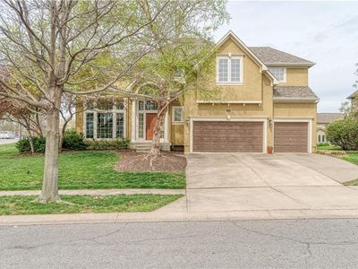 13212 Canterbury St, Leawood, KS, 66209