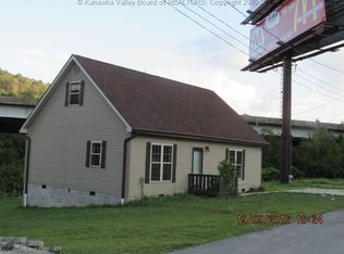 97 Shae Ave, Chapmanville, WV 25508