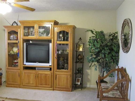 5th image of 288 Woodland Ln