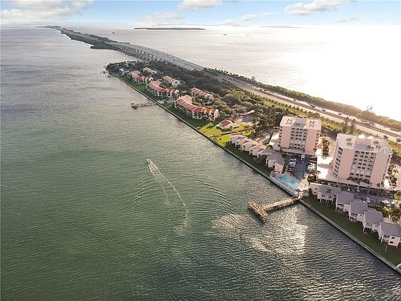 3rd image of 7400 Sunshine Skyway Ln S APT 114