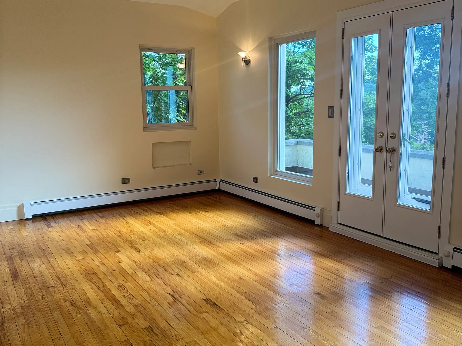 5629 Sylvan Avenue — Photo 3