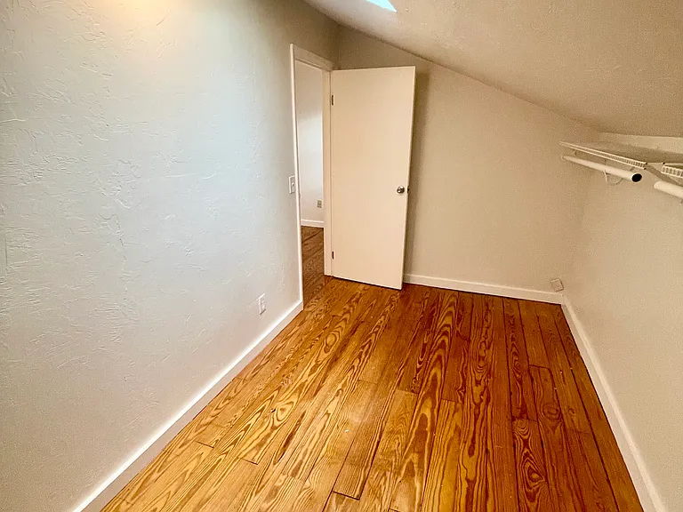 1254 Wonderwood Dr — Photo 10