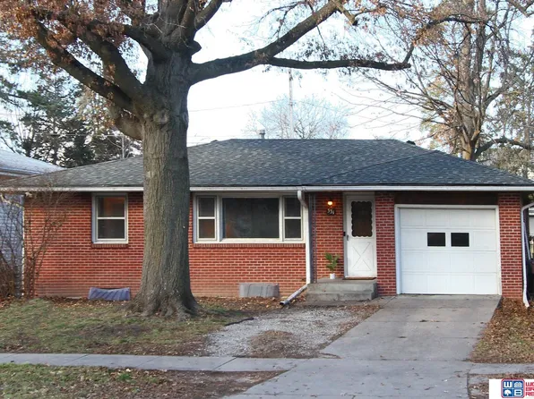 331 S 56th St, Lincoln, NE 68510