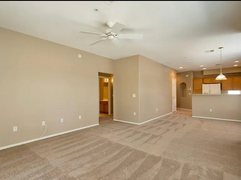 6770 N 47th Ave #2005 — Photo 17