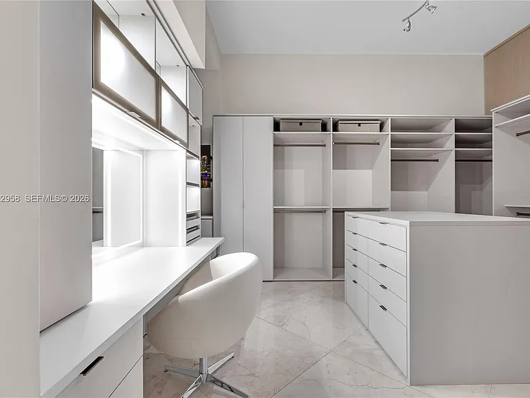 900 Brickell Key Blvd #1002 — Photo 39