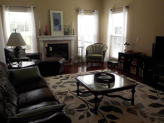 5th image of 1115 Apple Blossom Ln