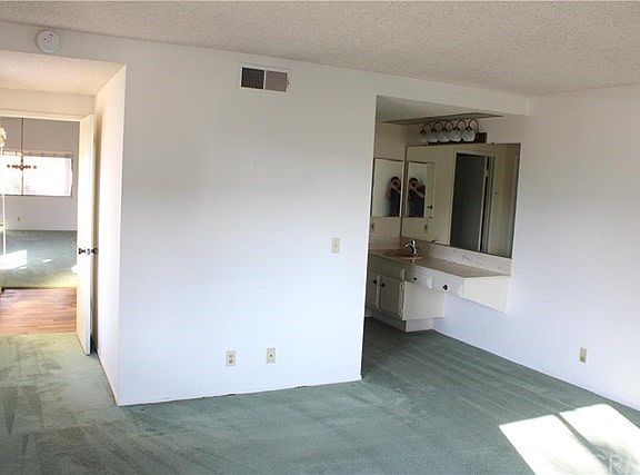 5th image of 2621 N Kennedy St