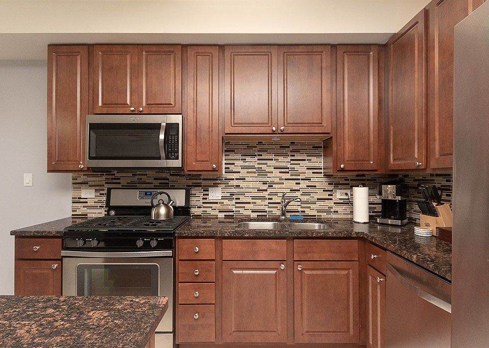 1st image of 1222 W Belmont Ave #5R