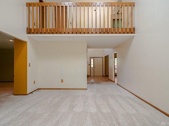 5th image of 6025 Guard Hill Pl