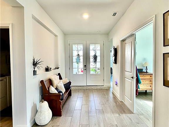 2nd image of 20606 Greenwich Pl