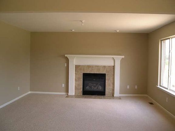 4th image of 18169 Palmer Dr