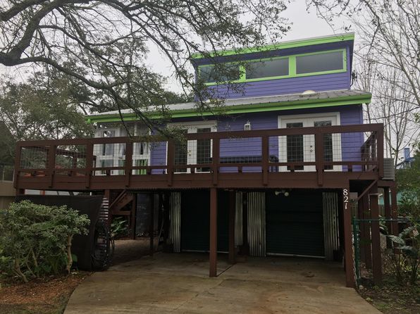 821 Forest Rd
