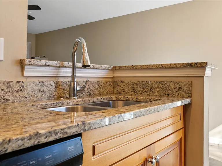 206 Alder Wood Dr — Photo 21