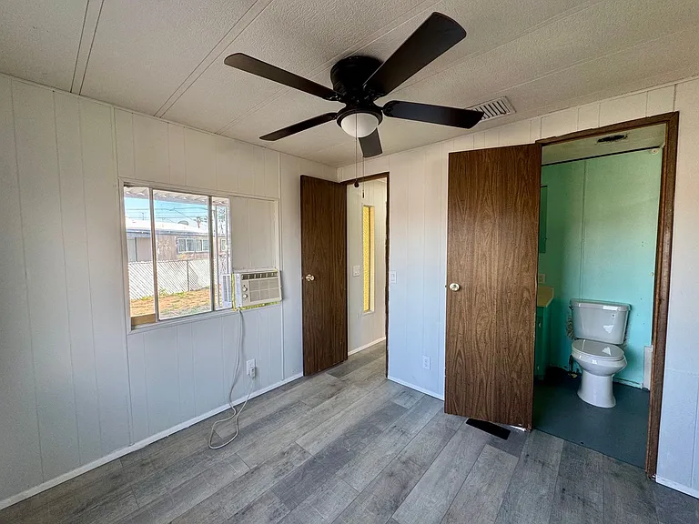 2271 Riverview Ct — Photo 30