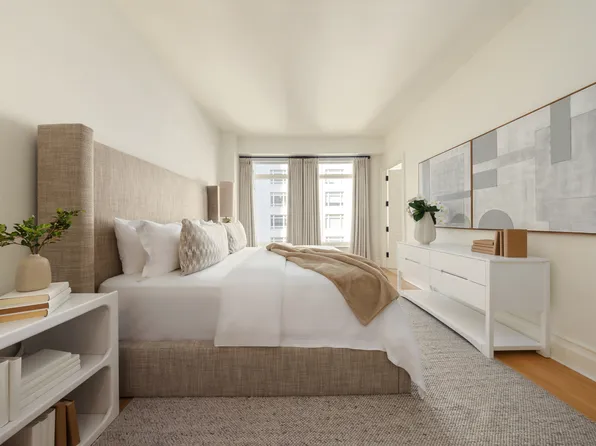 15 Central Park West image 13 of 18