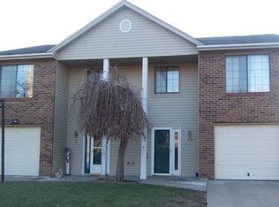 112 NW Main St, Lees Summit, MO 64063