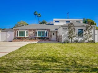 2064 Monrovia Ave #A, Costa Mesa, CA 92627