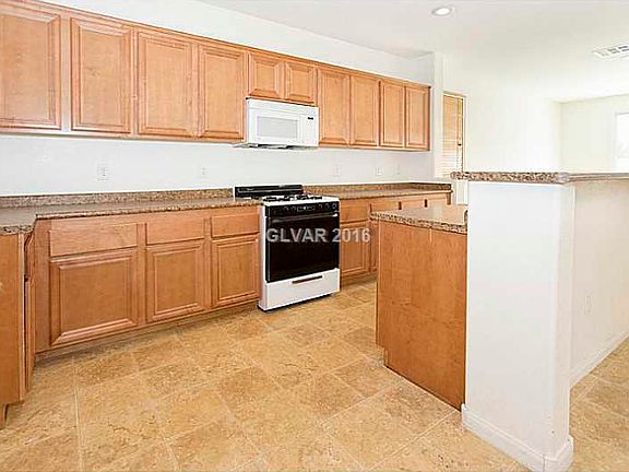 5th image of 209 Junction Peak Ave