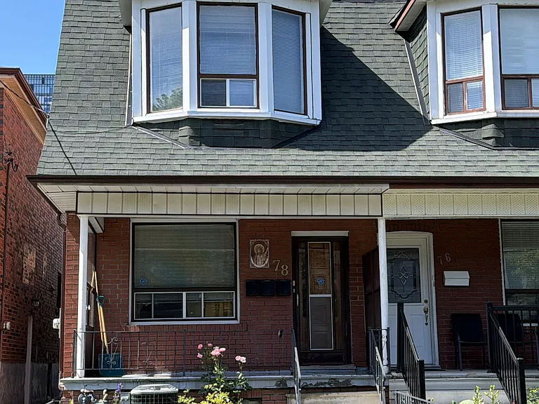 78 Millicent St #UPPER — Photo 1