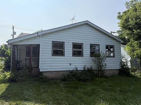 5th image of 1309 S Float Ave