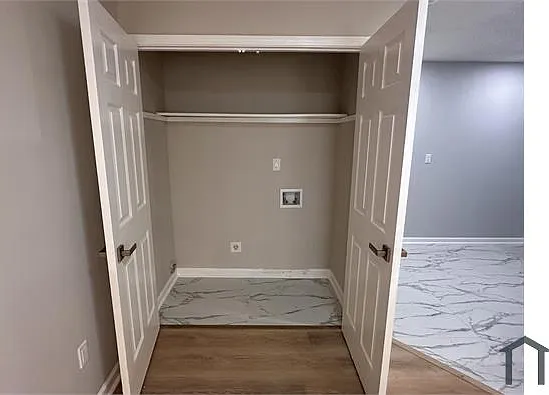 3 bed, 1200 sqft, $1,400 — Photo 1