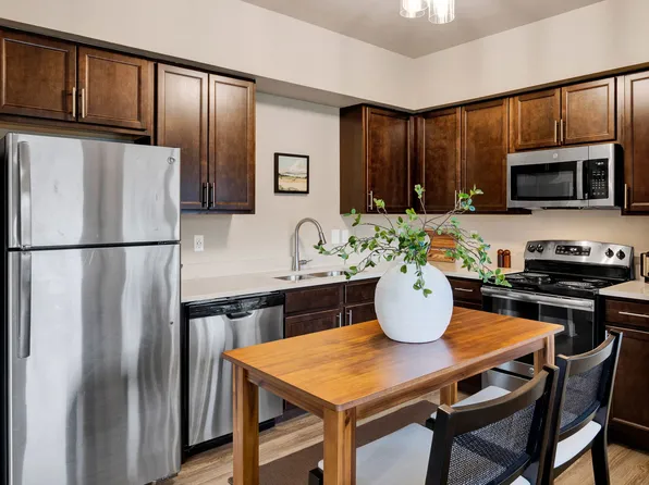 Brooklyn West Apartments