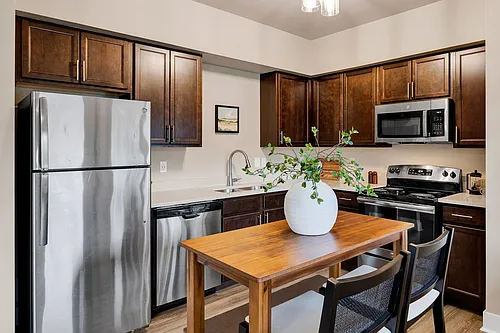Brooklyn West Apartments Photo 1
