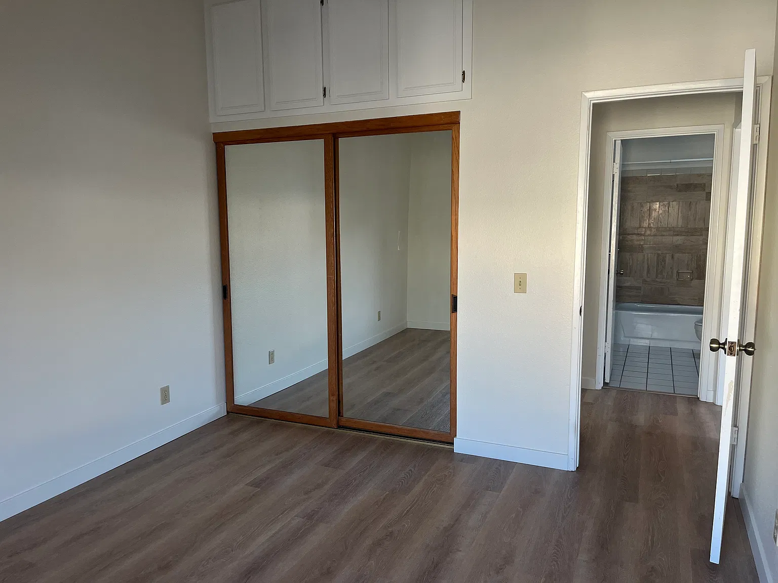 2 bed, 866 sqft, $1,850 — Photo 4