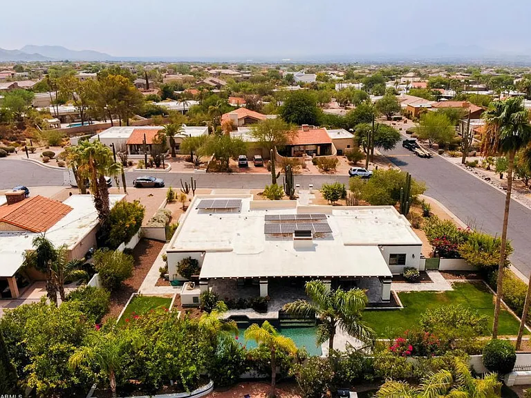 9402 E La Posada Cir — Photo 17