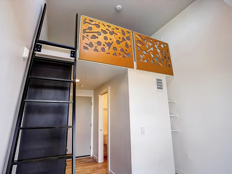 Karsti Apartments — Photo 53